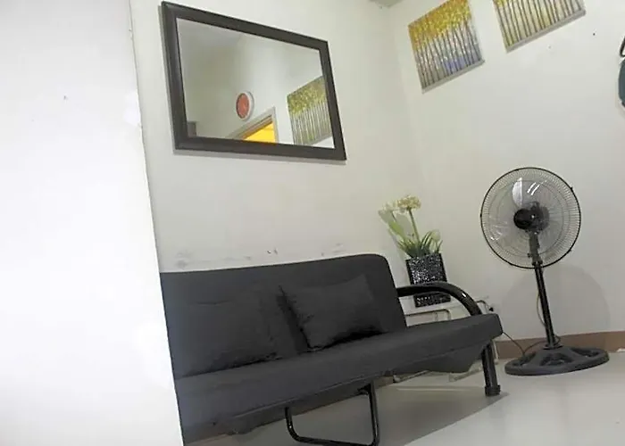 Chateau Elysee A2 Near Airport,wifi Netflix Kitchen 마닐라